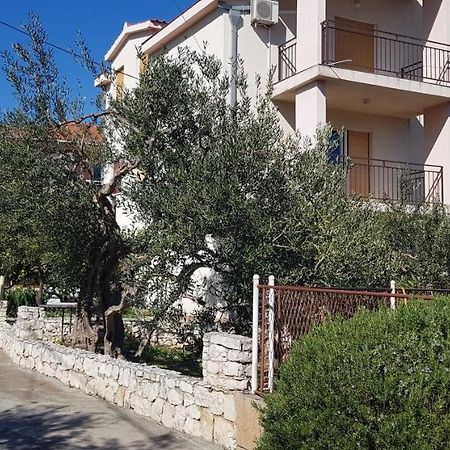 Apartments Jelica Slatine Luaran gambar